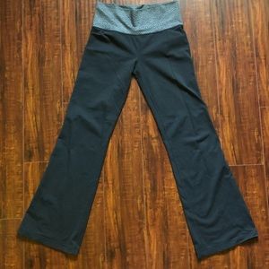 Lululemon size 8 pants